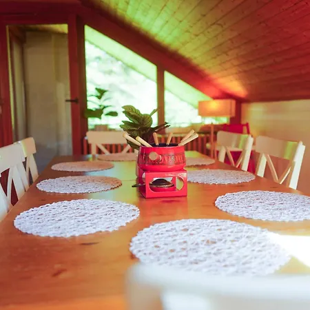 Black Forest Living Riverside Bis 10 Personen